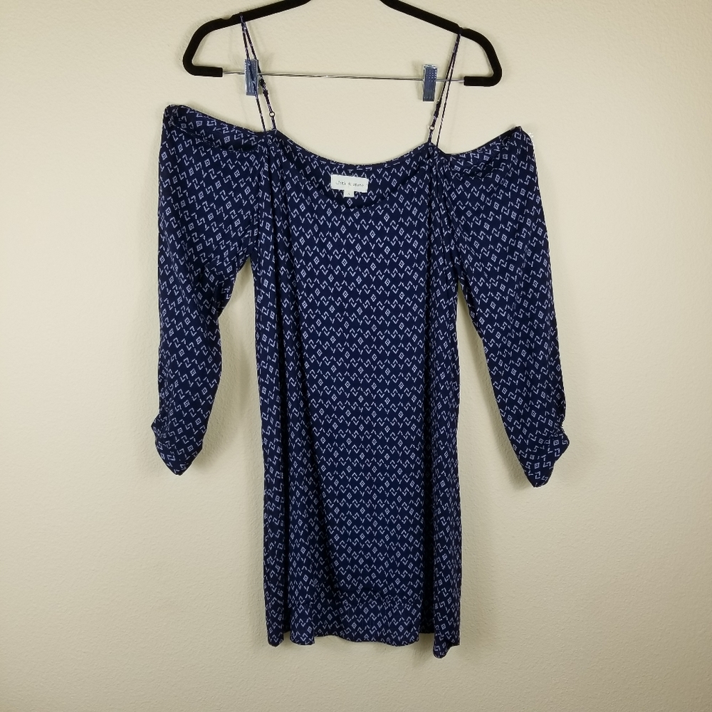 Cloth & Stone cold shoulder dress